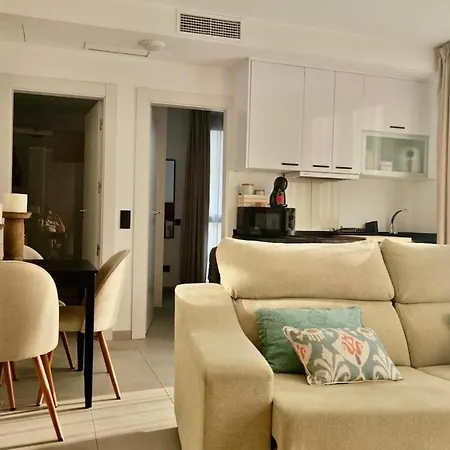 Nuevo Centro Con Piscina Apartment *